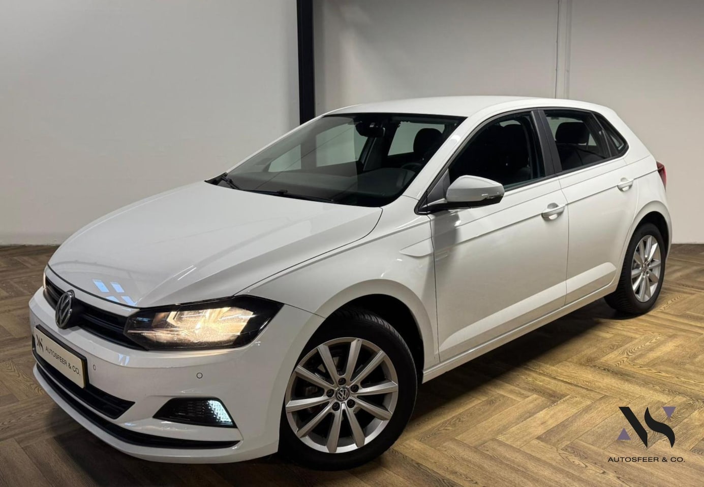 Volkswagen Polo - 1.0 MPI Beats BLUETOOTH PDC - AutoWereld.nl
