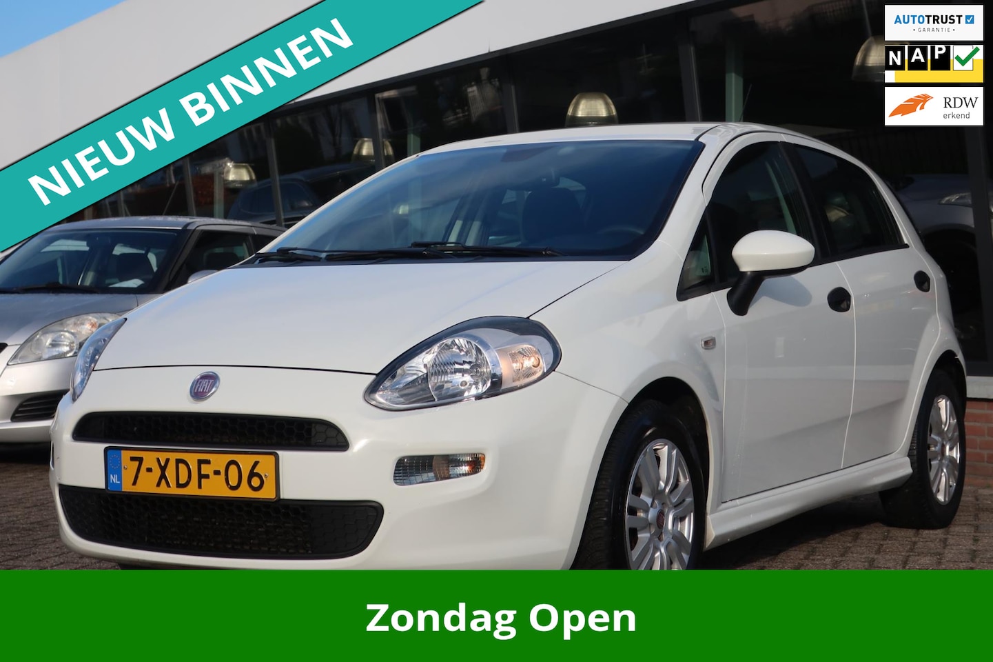 Fiat Punto Evo - 0.9 TwinAir Street 2e EIG_AIRCO_CRUIS_PDC_LMV_NAP. - AutoWereld.nl