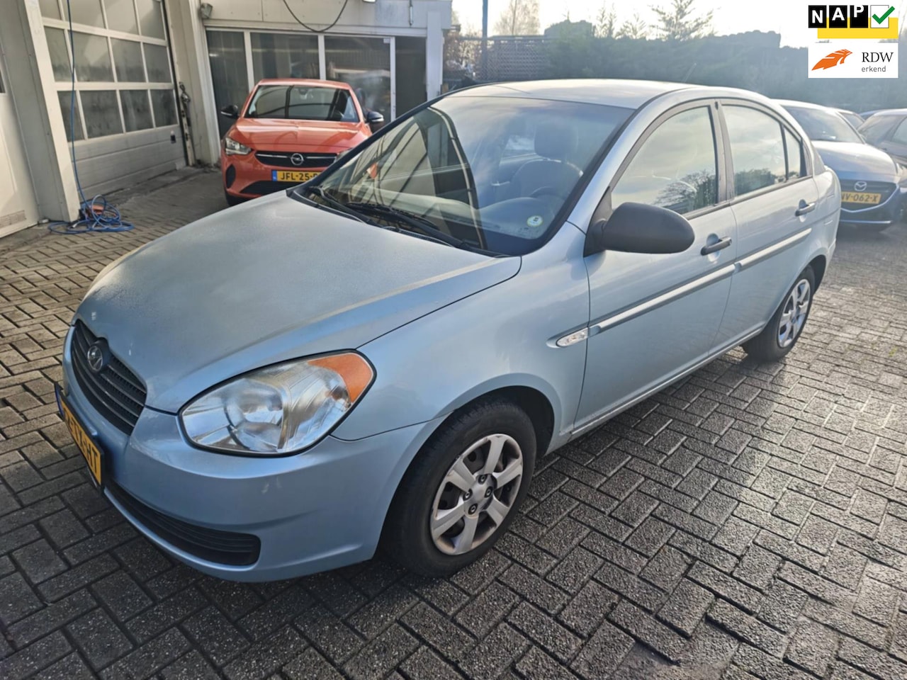 Hyundai Accent - 1.4i Dynamic-Airco-Elek.pakket-NAP! - AutoWereld.nl