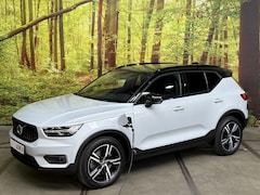 Volvo XC40 - 1.5 T5 Recharge R-Design Plug In Hybrid Automaat 261 PK Leder 19 Inch Trekhaak Camera Elek