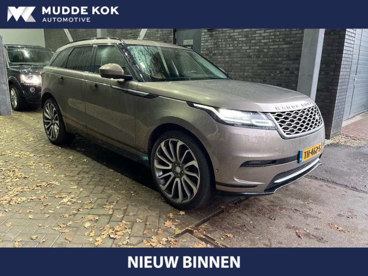 Land Rover Range Rover Velar - 3.0 V6 R-Dynamic HSE | Head-Up | Panoramadak | Meridian Surround | ACC | 22 Inch - AutoWereld.nl