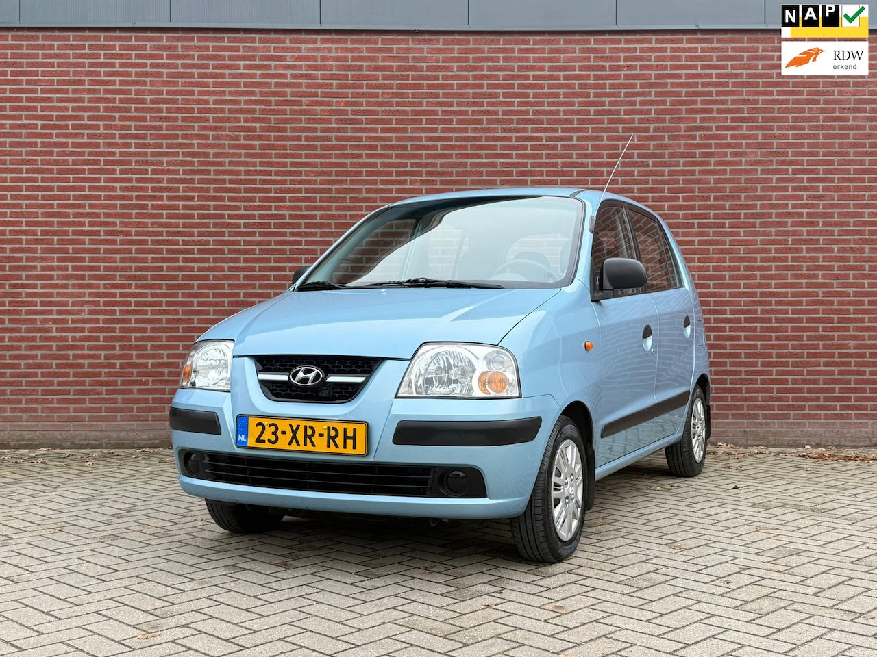 Hyundai Atos - 1.1i Active Young NAP / 5-deurs / Elektrische ramen / Trekhaak - AutoWereld.nl