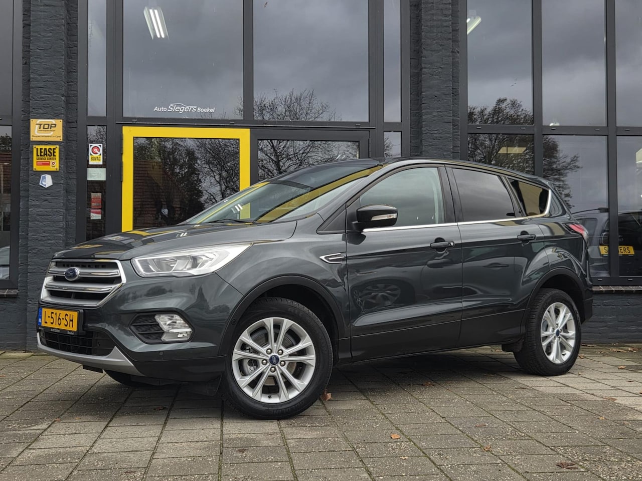 Ford Kuga - 1.5 EcoBoost ST Line Trekhaak | Schuifdak | Park. Cam. | Park. Sens. | Navigatie | Elektr - AutoWereld.nl