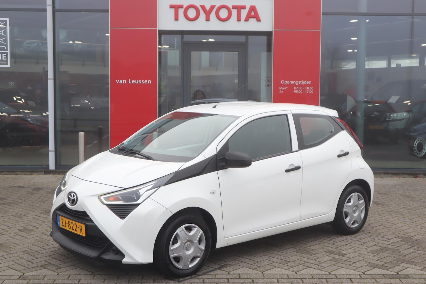 Toyota Aygo X - X-FUN 5-DEURS AIRCO EL-RAMEN BLUETOOTH CENTRALE-VERGRENDELING-AFSTANDBED. LED-DAGRIJ NL-AU - AutoWereld.nl