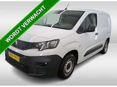 Peugeot Partner - 1.2 Benzine 111PK Euro6 *Distributie bij 68Dkm. vervangen* Premium / Airco / Navigatie / S