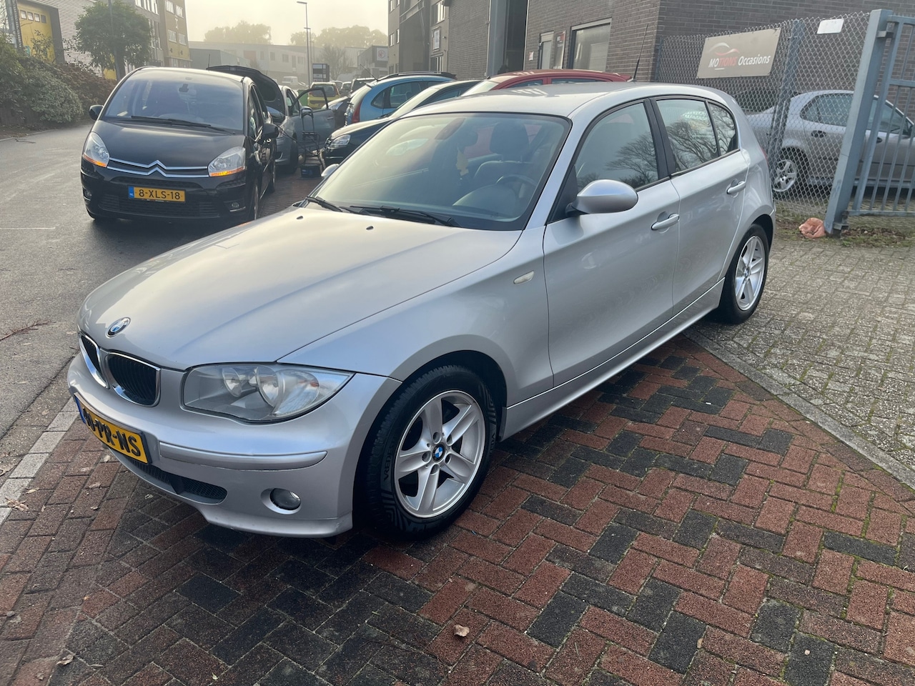 BMW 1-serie - 116i High Executive! Airco! Leder! NW Ketting! - AutoWereld.nl