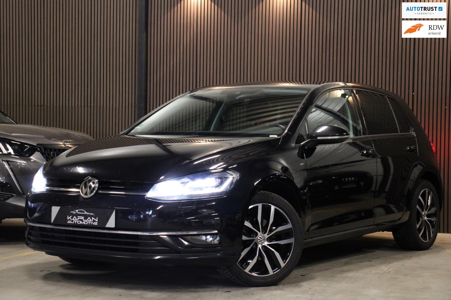 Volkswagen Golf - 1.0 TSI 110PK Join Matrix LED ACC Navi ParkCam CarPlay Stoelverw Garantie - AutoWereld.nl