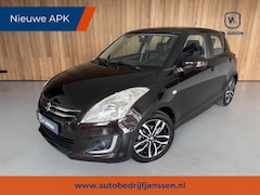 Suzuki Swift - 1.2 Style Parkeersensor | Navi | Cruise