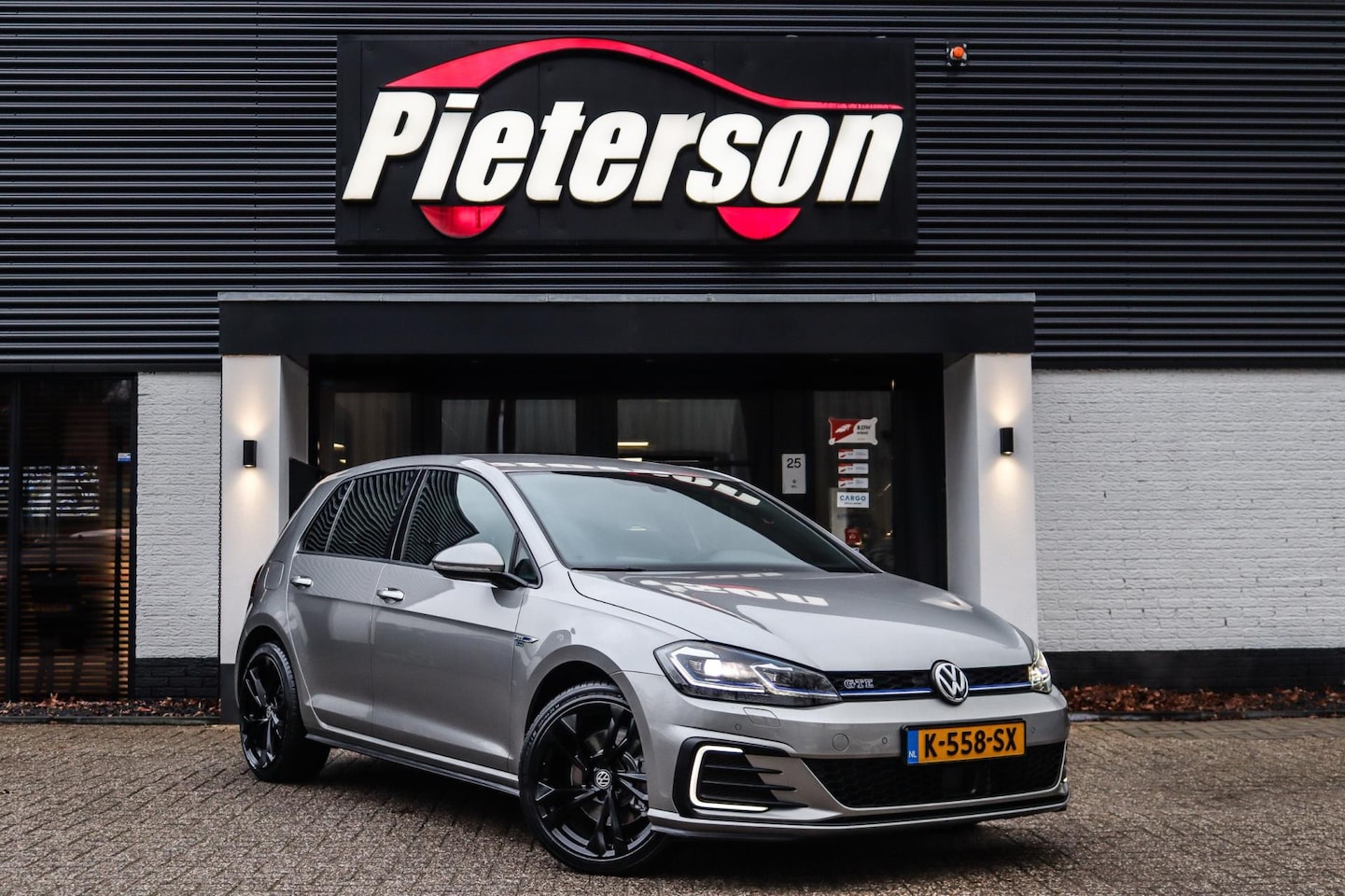 Volkswagen Golf - 1.4 TSI PHEV GTE FACELIFT DEALER OH STOELVER - AutoWereld.nl