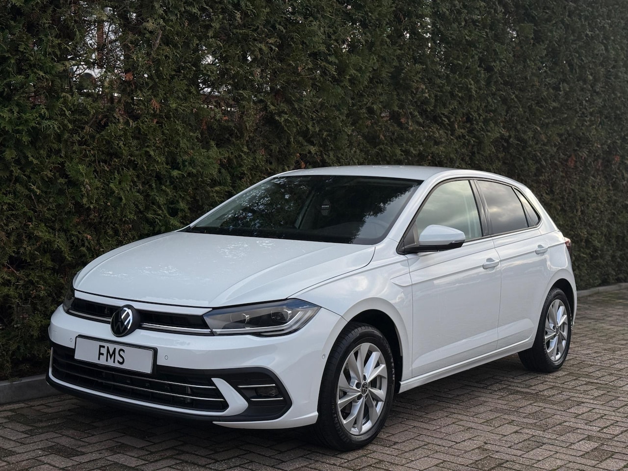 Volkswagen Polo - 1.0 TSI Camera IQ Light CarPlay - AutoWereld.nl