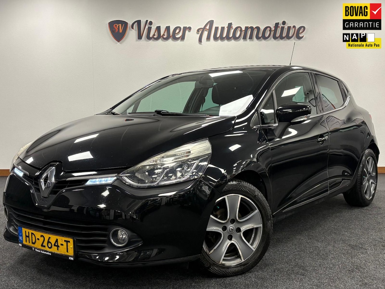 Renault Clio - 0.9 TCe ECO Night&Day*NAP*Airco*PDC*Navi*Bose* - AutoWereld.nl