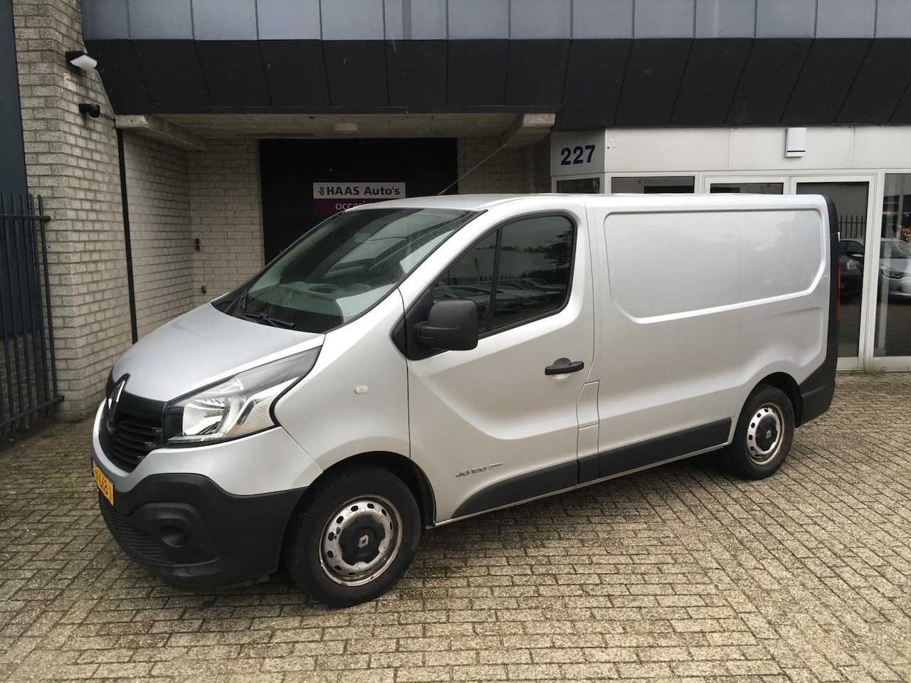 Renault Trafic - 1.6 dCi T27 L1H1 Turbo2 Energy / ENGINE PROBLEM / NOT START / 3 PERSOONS / EX 21% BTW / ME - AutoWereld.nl