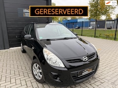 Hyundai i20 - 1.2i i-Catcher Airco Elek Ramen Lage KM