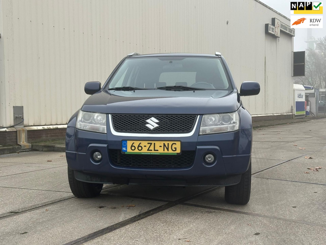 Suzuki Grand Vitara - 2.0-16V Limited 4x4 Keyless/Schuifdak Airco - AutoWereld.nl