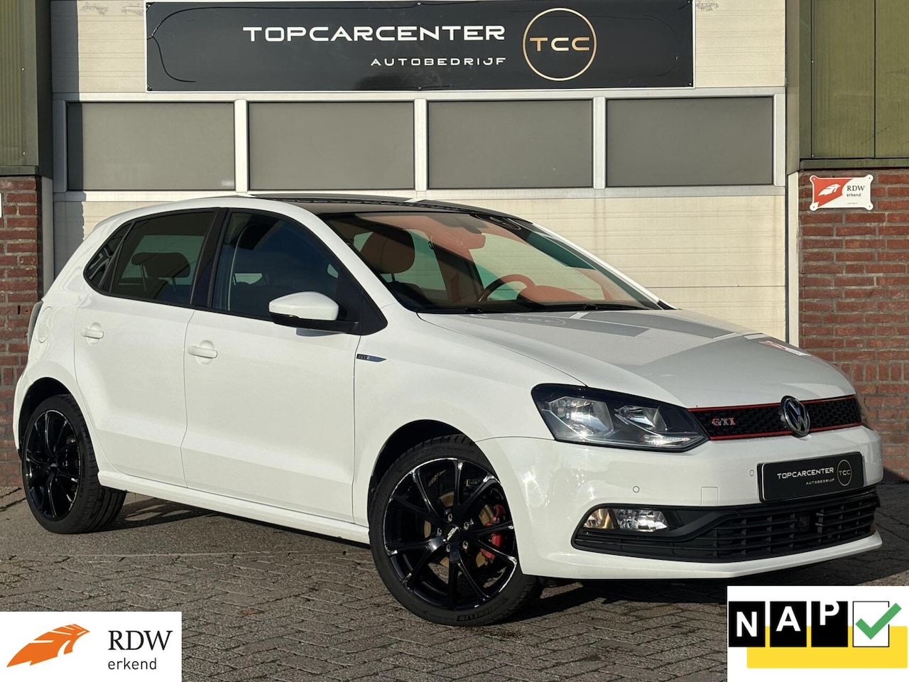 Volkswagen Polo - 1.4 TDI Comfortline/CLIMA/PARKS/NAVI/APK/NAP - AutoWereld.nl
