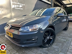 Volkswagen Golf - 1.2 TSI Trendline UranoGrau | Carplay | DAB | 17 inch | Allseason | PDC |