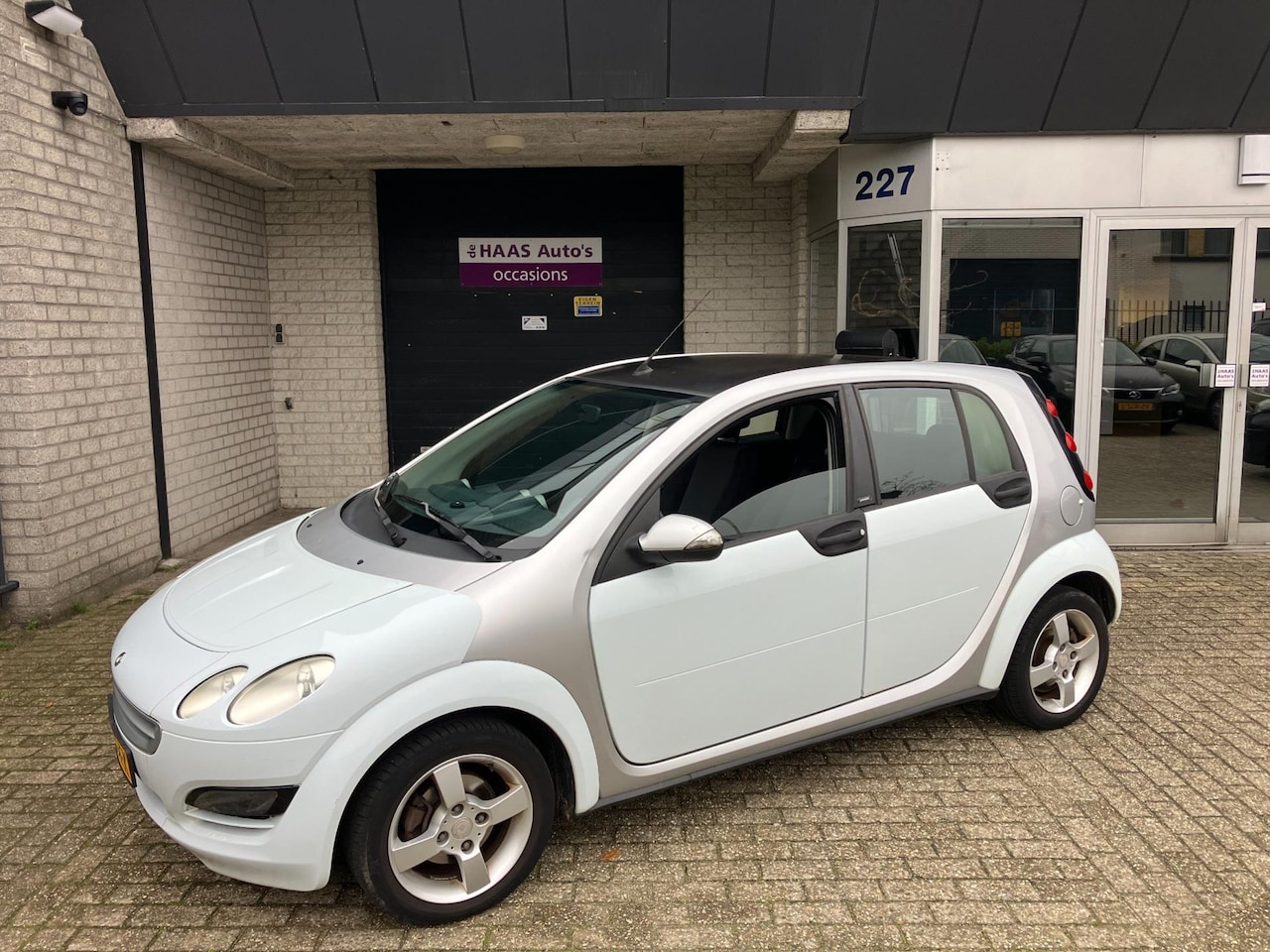 Smart Forfour - 1.1 passion / APK DECEMBER 2026 / KM+NAP / AIRCO - AutoWereld.nl