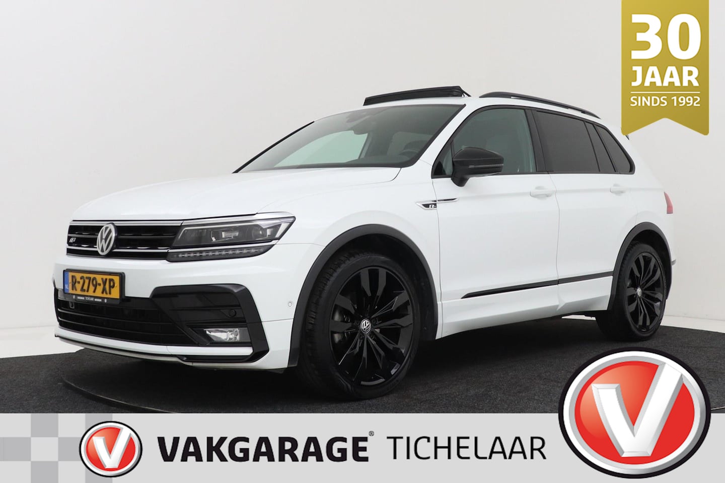 Volkswagen Tiguan - 1.5 TSI Highline Business R-Line | Trekhaak | Panoramadak | Digital Cockpit | Camera | Ada - AutoWereld.nl
