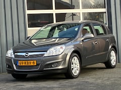 Opel Astra - 1.6 Cosmo Leder Airco Cruise controle Trekhaak