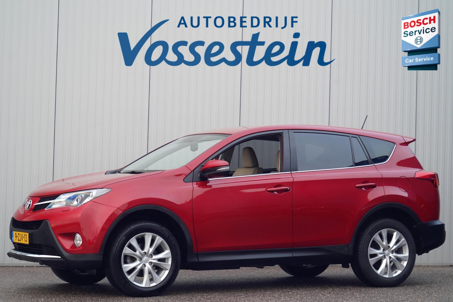 Toyota RAV4 - 2.0 Executive Business 4WD / Trekhaak / 2e Eigenaar / NL-Auto / Navi / Leder / Cruise - AutoWereld.nl