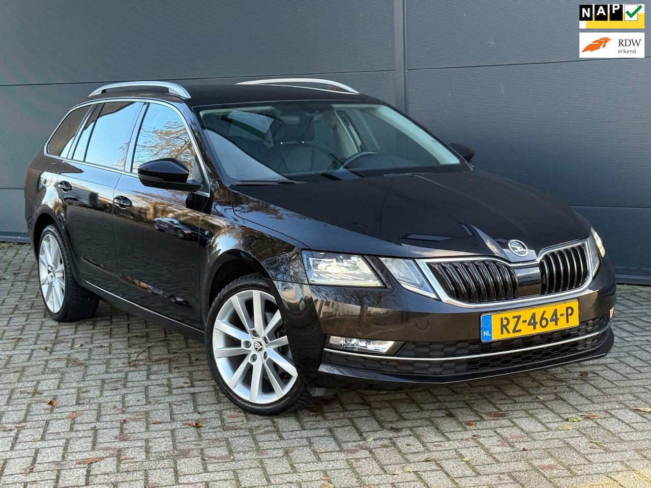 Skoda Octavia Combi - 1.0 TSI/Automaat/Navi/cruise/carplay/parkeerassistent/Leer/LEd - AutoWereld.nl