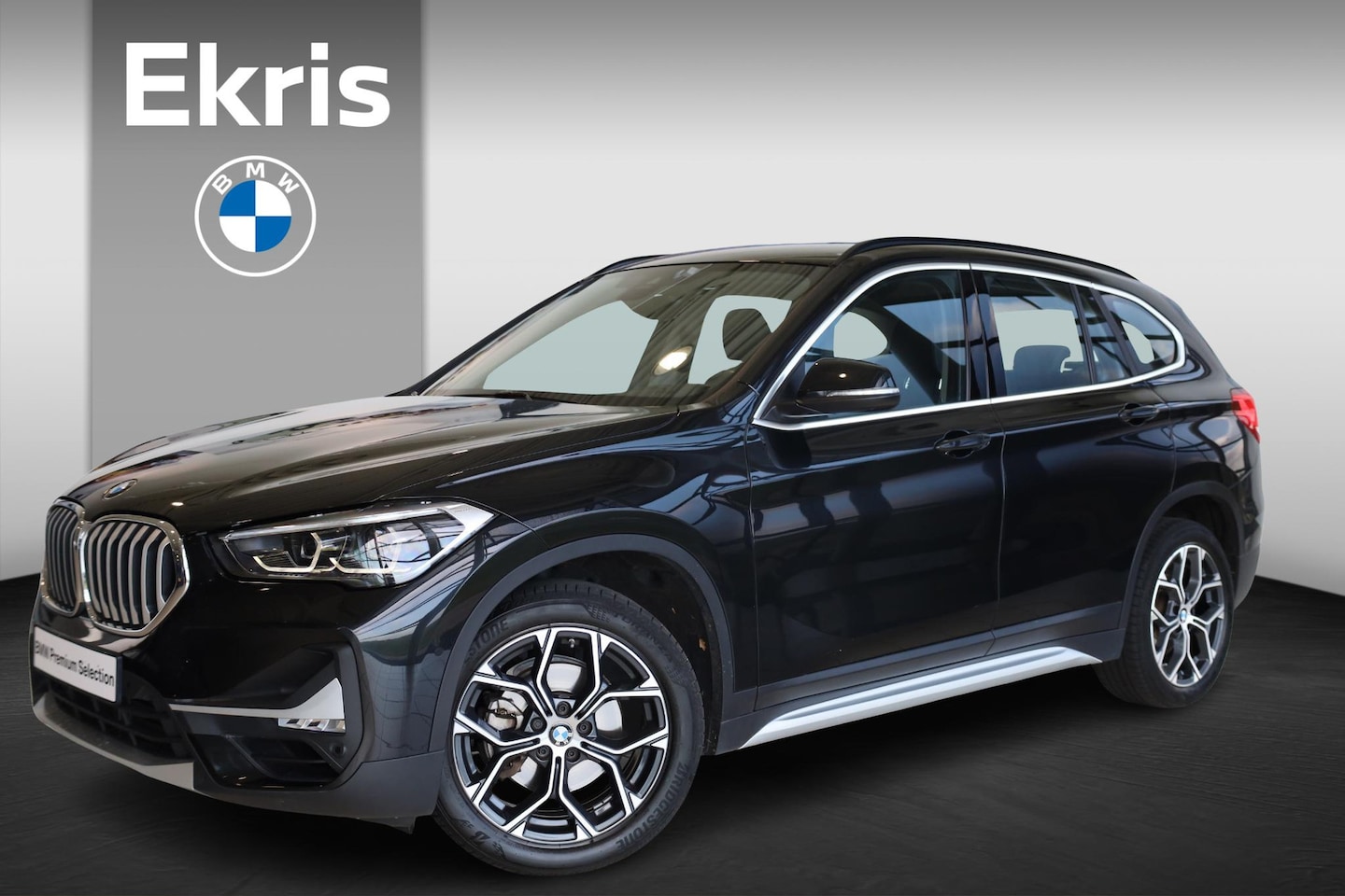BMW X1 - sDrive18i High Executive | Comfort Access | Head-up display | Trekhaak | Stoelverwarming - AutoWereld.nl