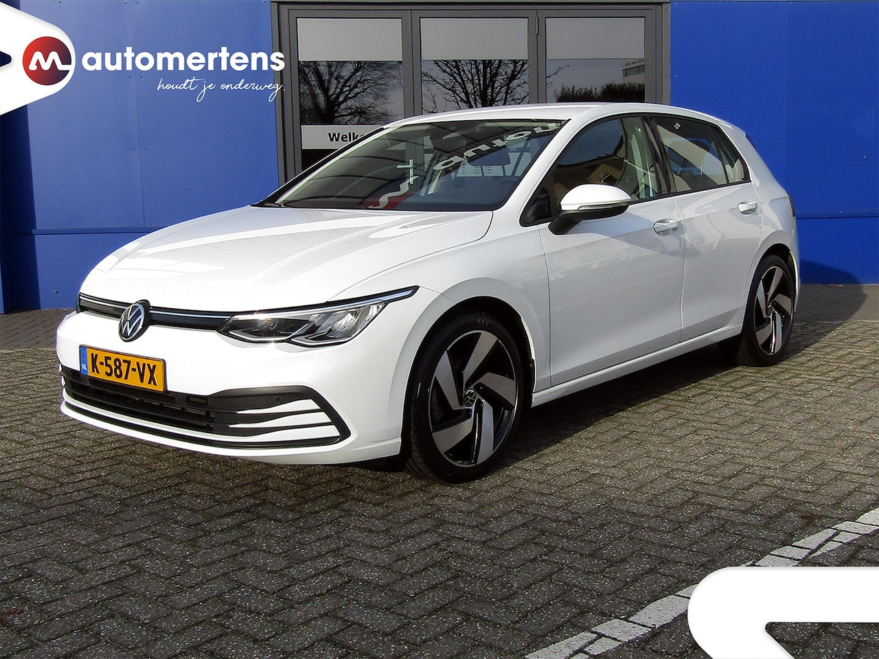 Volkswagen Golf - 1.0 TSI 110PK Life | Carplay | 18" Wielen | - AutoWereld.nl