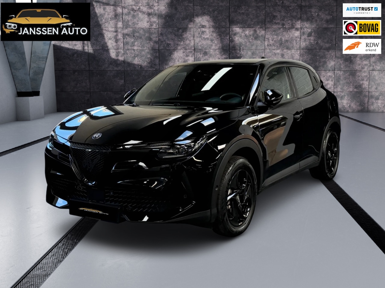 Alfa Romeo Junior - 1.2 Turbo Hybrid Ibrida | 360 Camera | DAB | Adaptive Cruise | Virtual Dash | Nieuwstaat - AutoWereld.nl