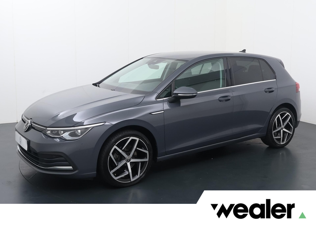 Volkswagen Golf - 1.5 TSI Style | 130 PK | Navigatie | Adaptive Cruisecontrol | Digitaal display - AutoWereld.nl