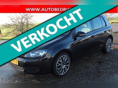 Volkswagen Golf - 1.4 TSI Trendline // 5-DRS / AUTOMAAT //