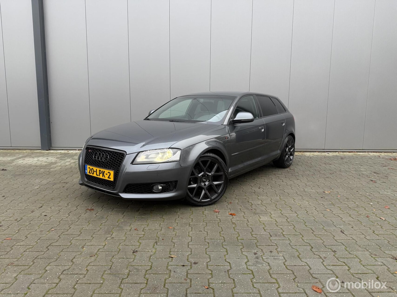 Audi A3 Sportback - 1.8 TFSI 3 x S line - AutoWereld.nl