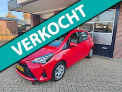 Toyota Yaris - 1.5 Hybrid Aspiration, Trekhaak, Clima, Bluetooth, Lage KMS, NAP