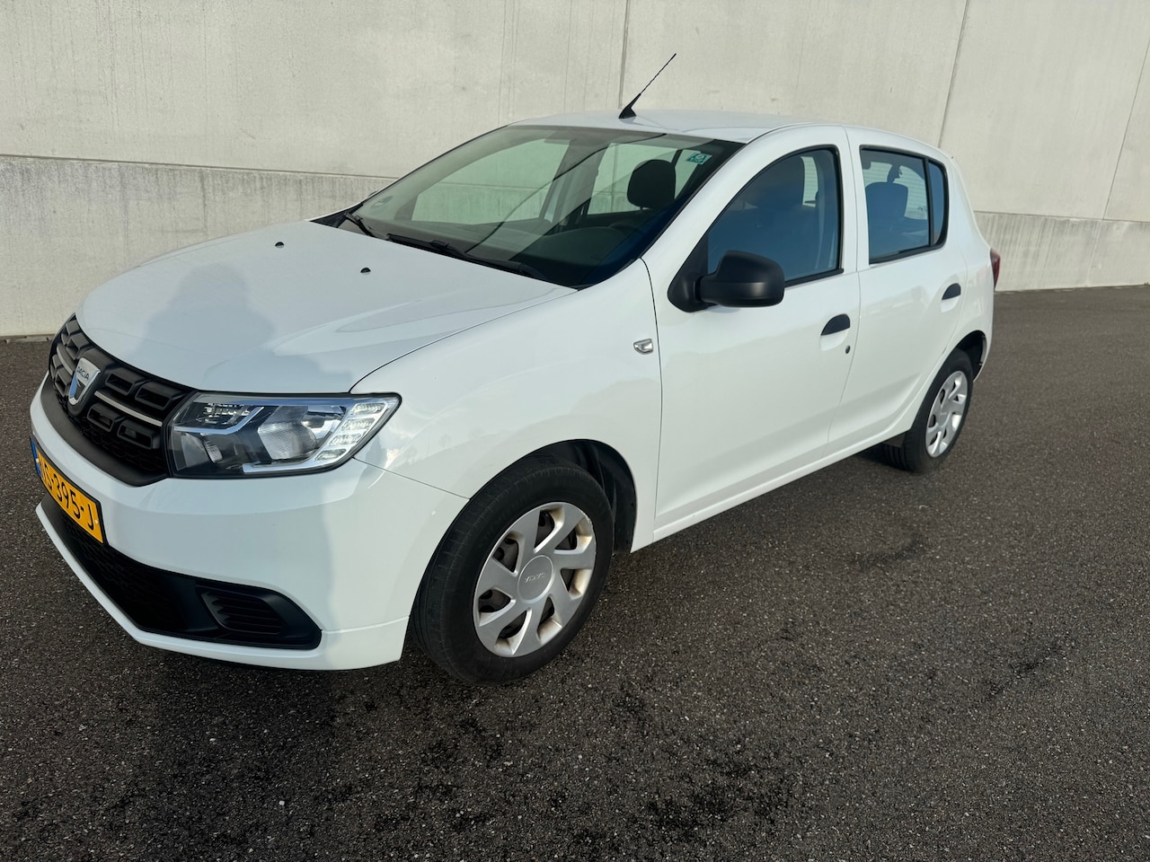Dacia Sandero - 0.9 TCe Ambiance Airco - AutoWereld.nl