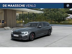 BMW 3-serie Touring - 330e M Sport Automaat / Panoramadak / Sportstoelen / Achteruitrijcamera / Comfort Access /