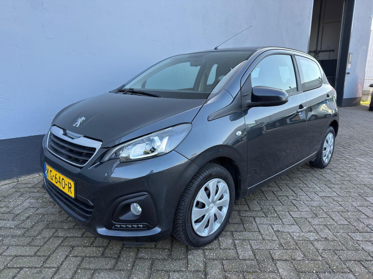 Peugeot 108 - 1.0 e-VTi Active 5-Deurs - Airco - AutoWereld.nl