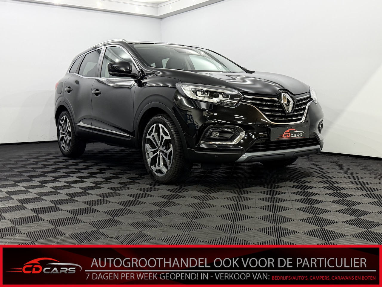 Renault Kadjar - 1.3 TCe Techno Half leder, Camera, Navi, Keyless start, Virtual desk, Cruise control, Trek - AutoWereld.nl