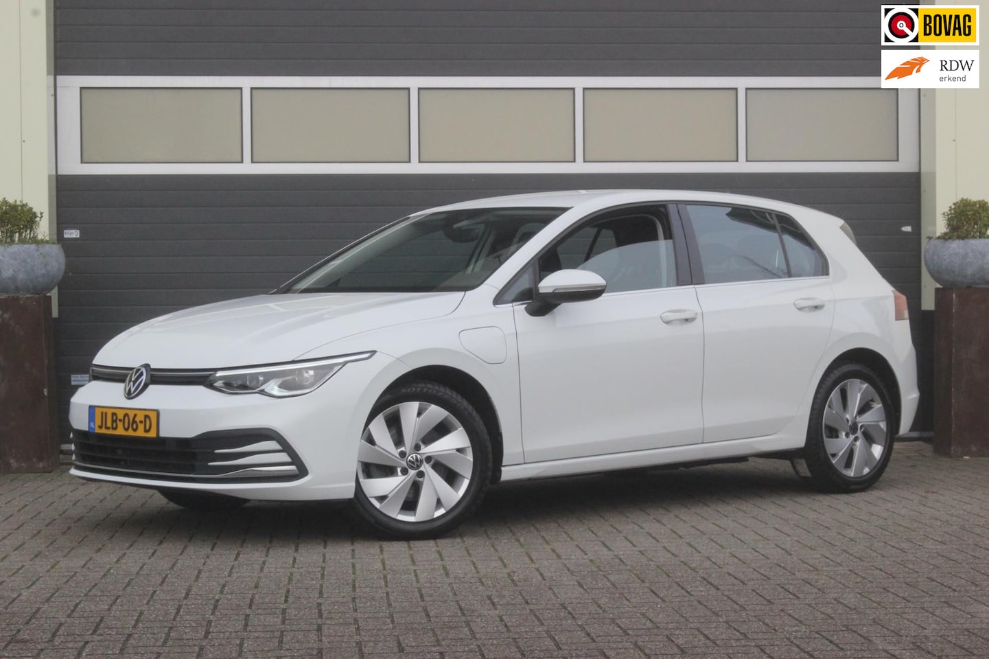 Volkswagen Golf - 1.4 eHybrid Style | Memorystoel | Carplay | - AutoWereld.nl