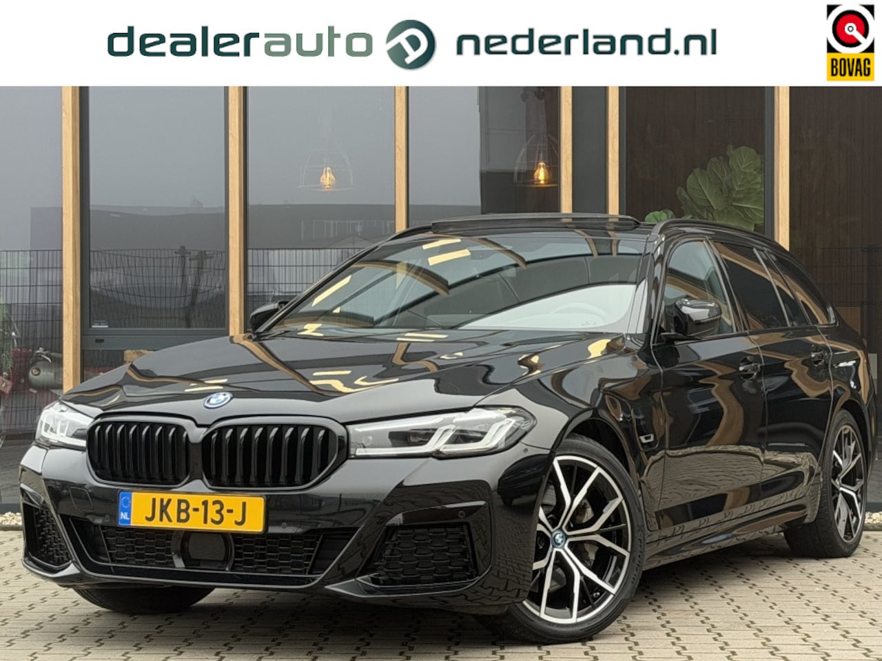 BMW 5-serie Touring - Touring 530e xDrive Business Edition Plus M-Sport| Pano | Head-u - AutoWereld.nl