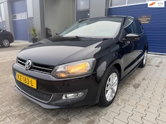 Volkswagen Polo - 1.2-12V Trendline Style Carplay navi stoelverwarming