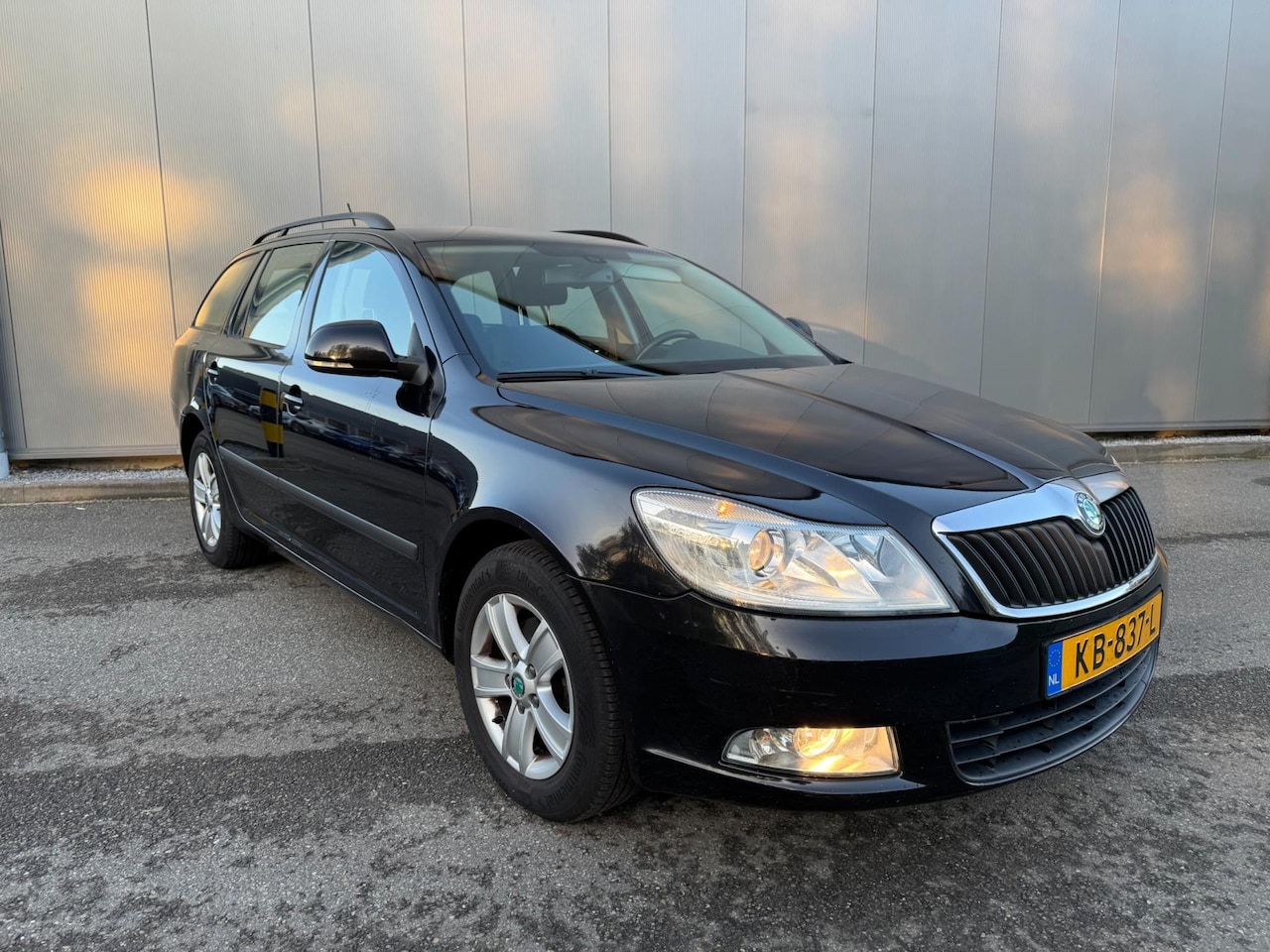 Skoda Octavia Combi - 1.6 TDI Greentech Elegance NAVI CLIMA - AutoWereld.nl