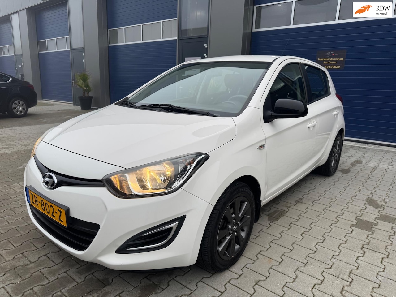 Hyundai i20 - 1.2i i-Drive navigatie Carplay airco 5deurs!! - AutoWereld.nl