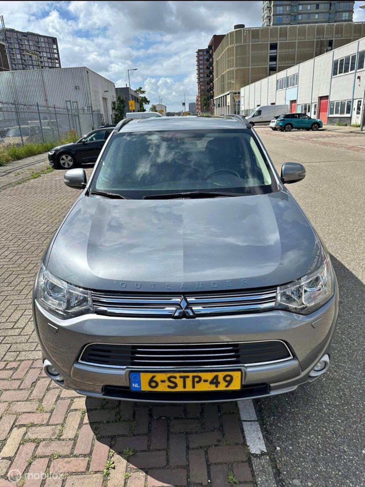 Mitsubishi Outlander - 2.0 PHEV instyle 2.0 PHEV Instyle+ - AutoWereld.nl