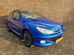 Peugeot 206 - 1.4 Génération 5 deurs trekhaak airco cruise APK 2026