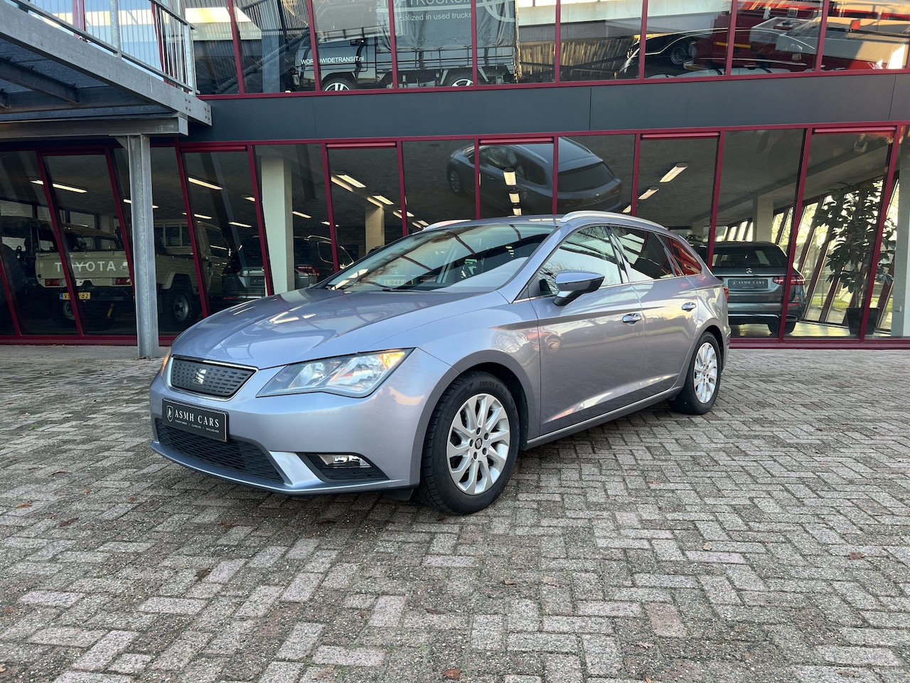 SEAT Leon ST - 1.0 EcoTSI Style Connect | Trekhaak | Winterwielen | Nieuwe Service/APK | - AutoWereld.nl