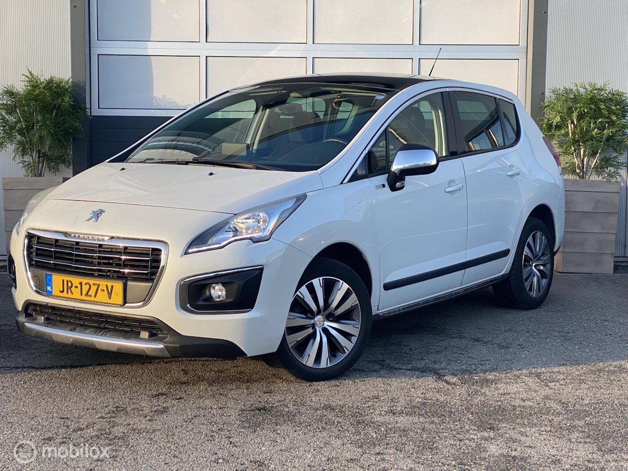 Peugeot 3008 - 1.2 PureTech Style | PANO | NAVI | NAP | AIRCO - AutoWereld.nl