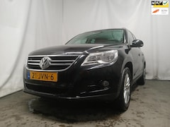 Volkswagen Tiguan - 1.4 TSI Sport&Style SCHADEAUTO