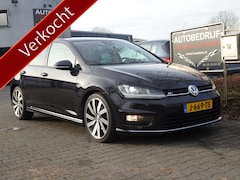 Volkswagen Golf - 1.4 TSI ACT Business Edition R Connected