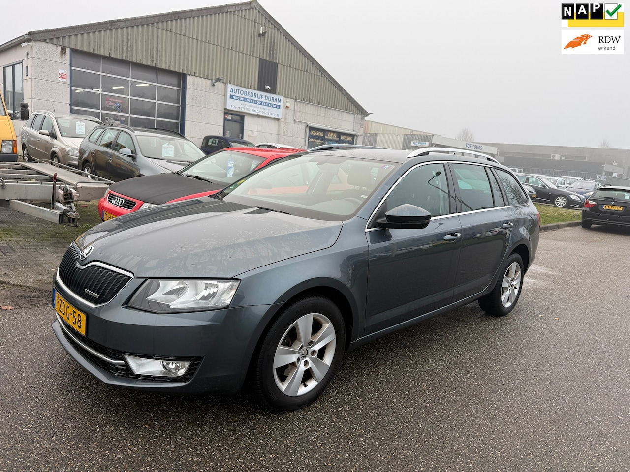 Skoda Octavia Combi - 1.6 TDI Greenline Businessline NAV.+ Clima Bj:2014 NAP! - AutoWereld.nl