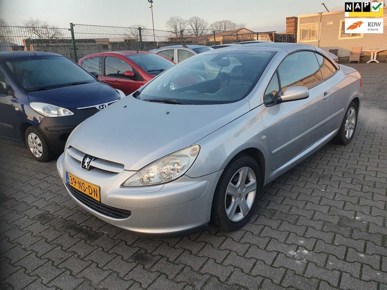 Peugeot 307 CC - Peugeot 307 CC 2.0-16V-AUTOMAAT-LEER - AutoWereld.nl