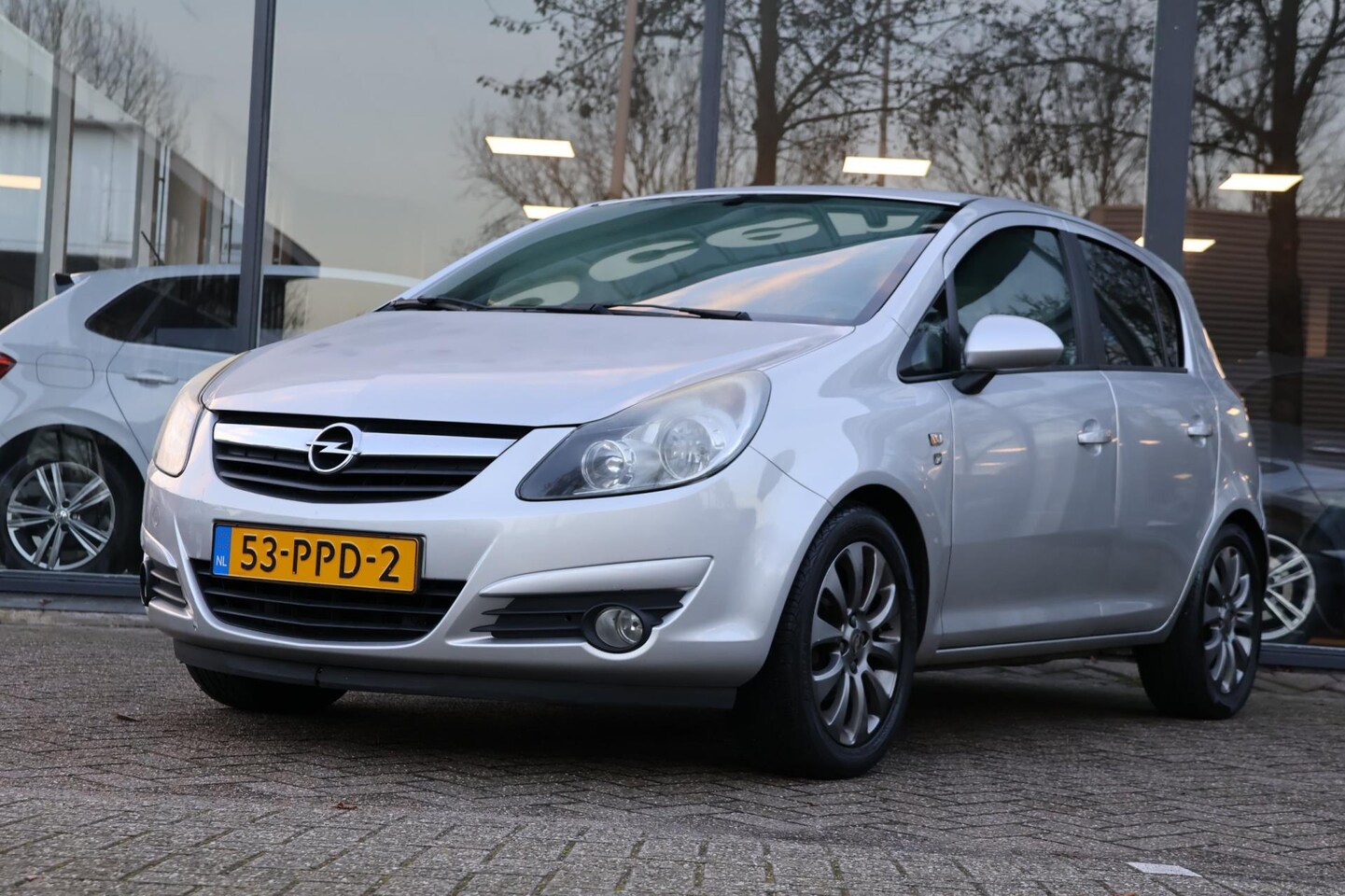 Opel Corsa - 1.2-16V '111' Edition |Airco|Cruise| - AutoWereld.nl
